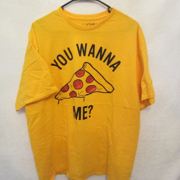 Young Men's T-shirt Lot of 4 Size XL Fun Graphic Short Sleeve Crew Neck - Picture 2 of 11